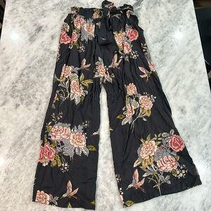 Women’s flowy floral pants Dry Goods size large
